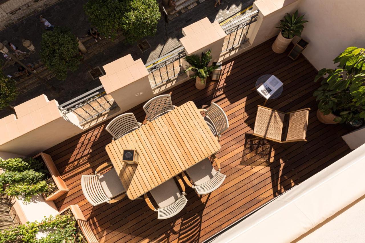 Puerta Catedral Apartments เซบีญา ภายนอก รูปภาพ